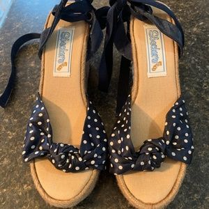 Women’s wedges, size 8
